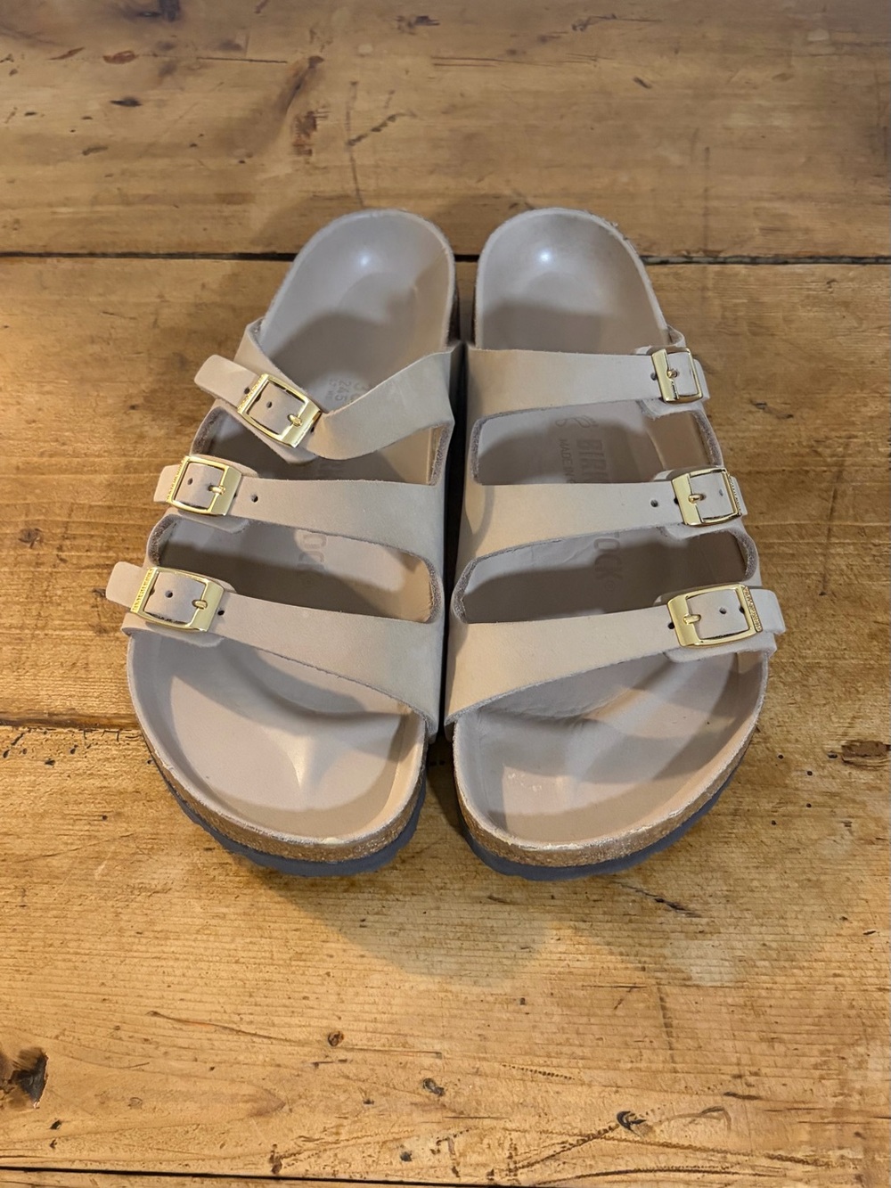 Women’s Triple-Buckle Sandals in Beige - Lightweight Comfort